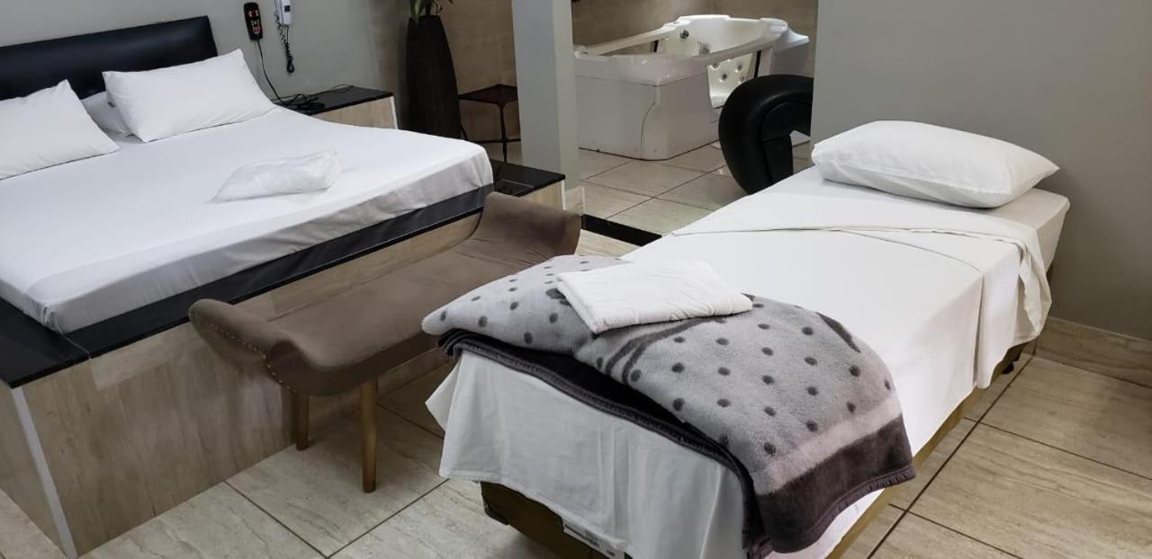 Castellu'S (Adults Only) Hotel ปิราสซูนุงกา ภายนอก รูปภาพ